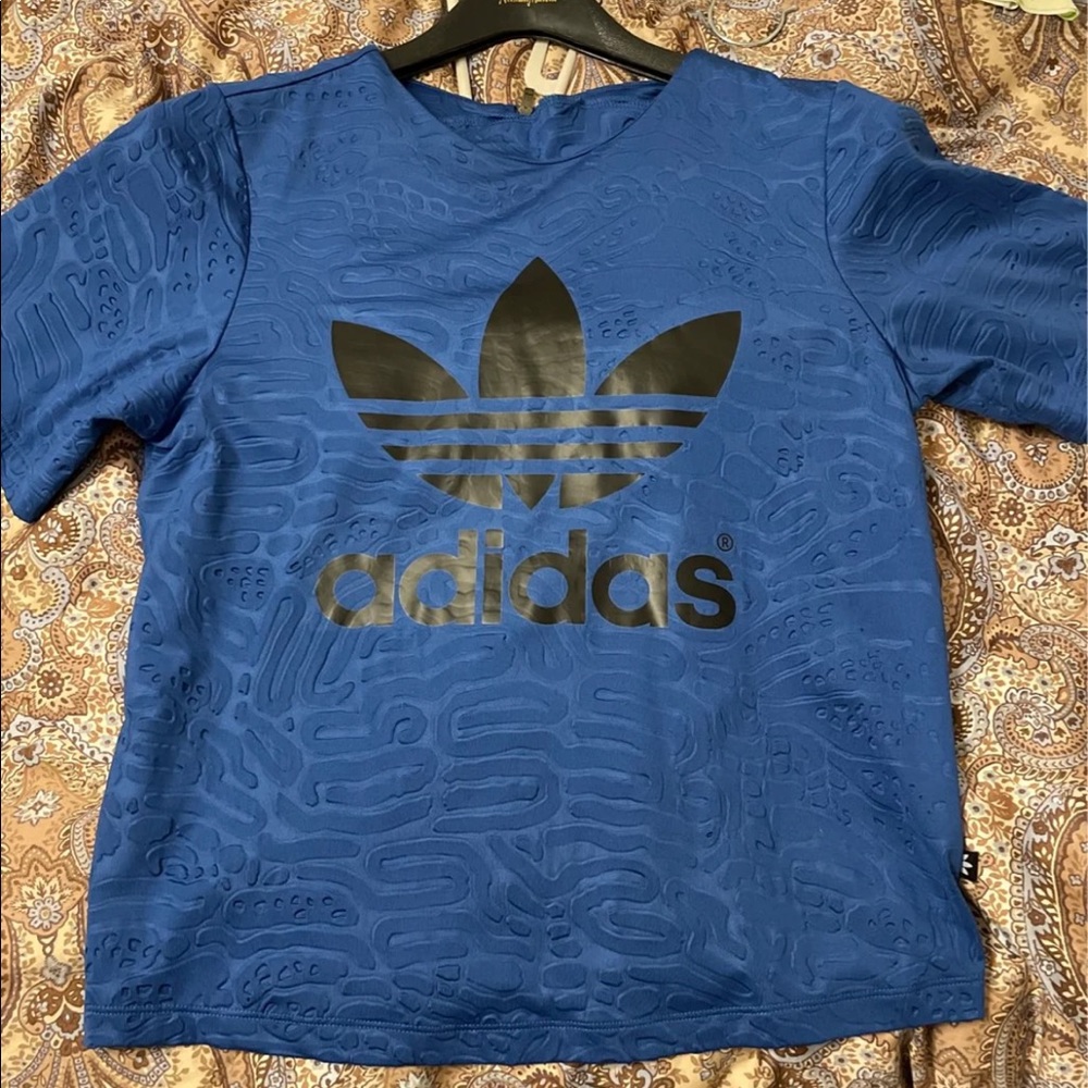 Adidas logo blue T-shirt